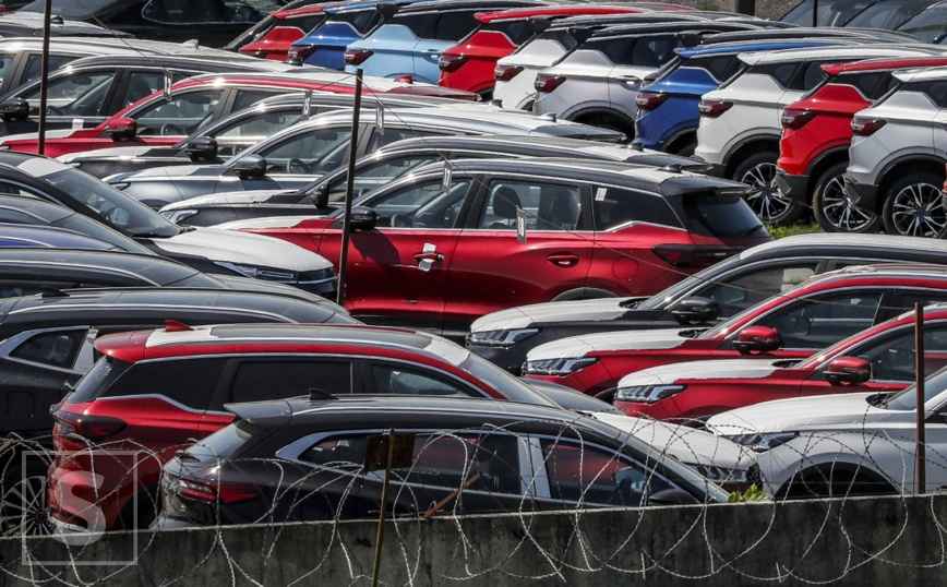 Legendarni automobili koje su upropastili memovi: 10 modela koji su postali karikature