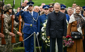 Obilježena 22. godišnjica smrti Alije Izetbegovića: Na Kovače došli porodica, prijatelji, delegacije
