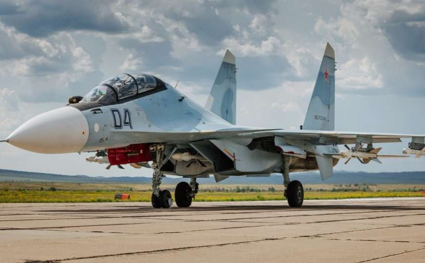 Dok su pokušali oboriti ukrajinske dronove: Rusi slučajno srušili vlastiti moćni borbeni avion