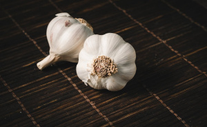 Vrijeme je da posadite bijeli luk: Ovo su savjeti koje morate znati