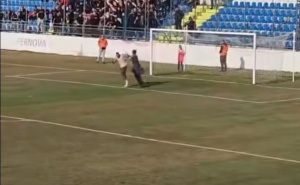 Incident na utakmici u Hrvatskoj: Navijač ušetao na travnjak i gurnuo golmana