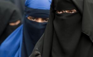 Propisane stroge kazne: Parlament Portugala donio zakon kojim se zabranjuje nošenje burke i nikaba