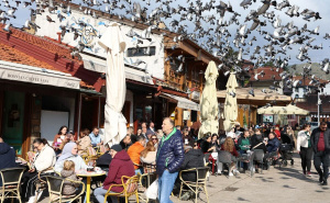 Sunce se vratilo u grad: Prošetajte s nama Baščaršijom