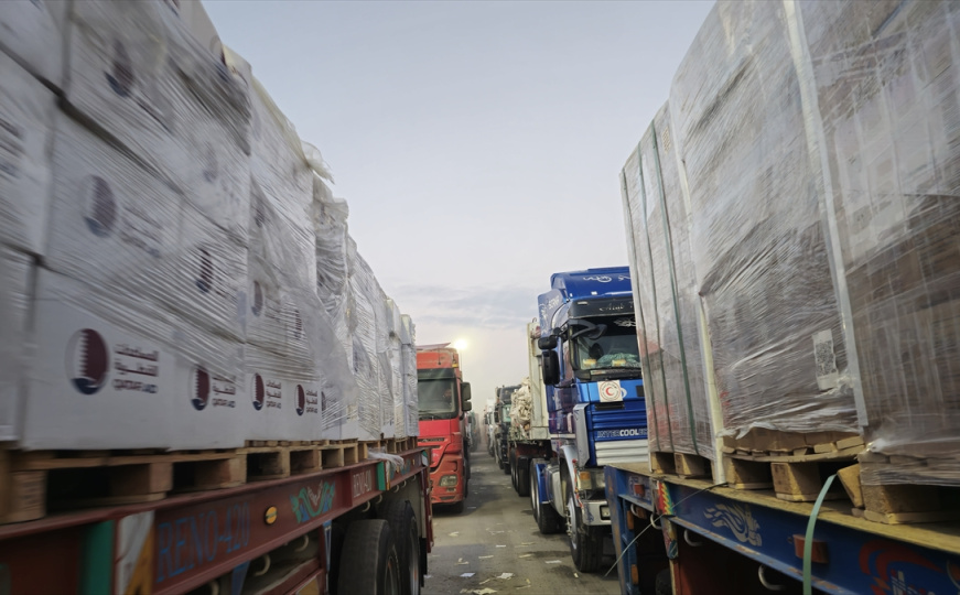 Otvoreni humanitarni koridori: Novi kamioni s hranom, brašnom, šatorima i gorivom ušli u Gazu