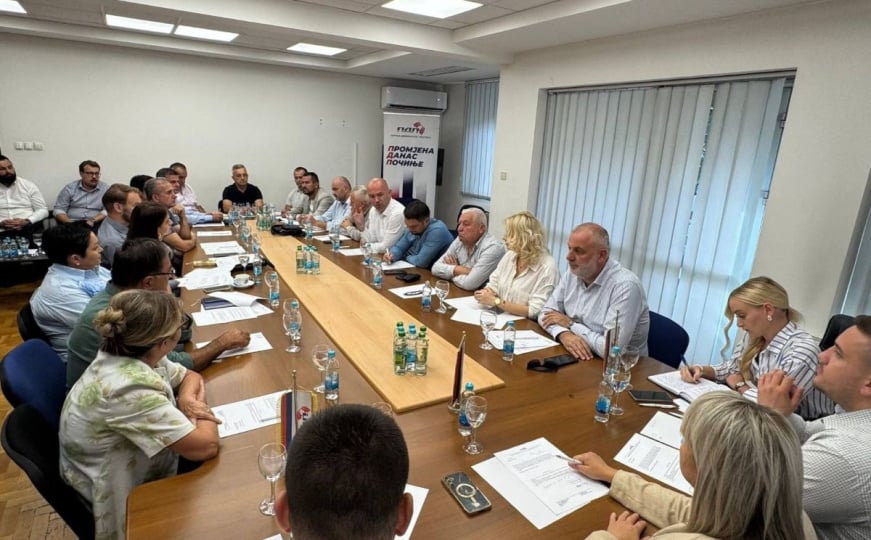 Žestok odgovor PDP-a SNSD-u: "Vi rušite, a mi gradimo"