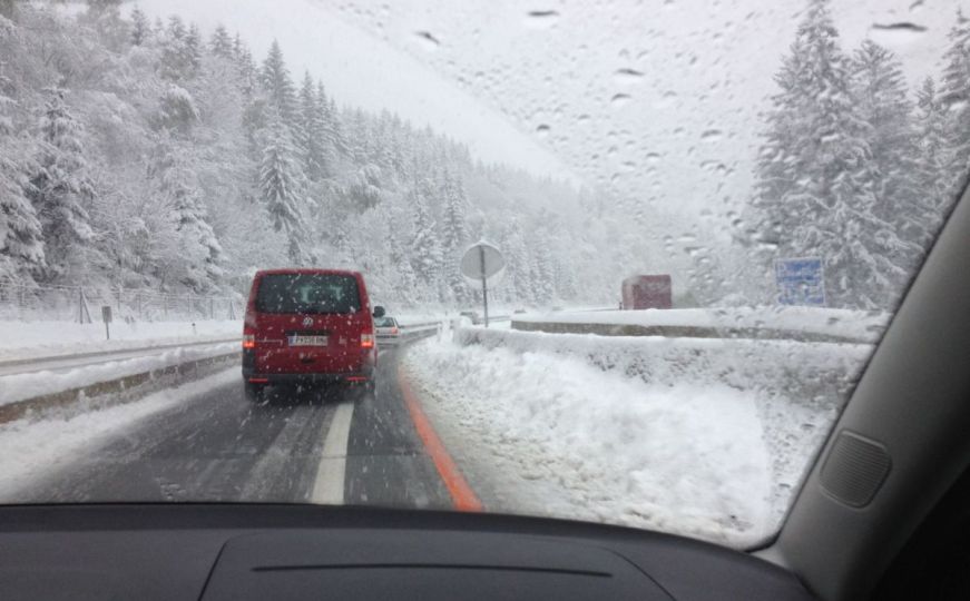 Putujete u Austriju? Od 1. novembra na snazi stroga zimska pravila, kazne idu i do 10.000 eura