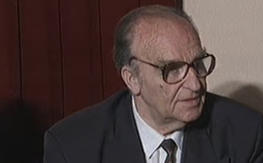 Prodaje se blindirani BMW iz 1997. koji je koristio Alija Izetbegović: Početna cijena 50.000 KM