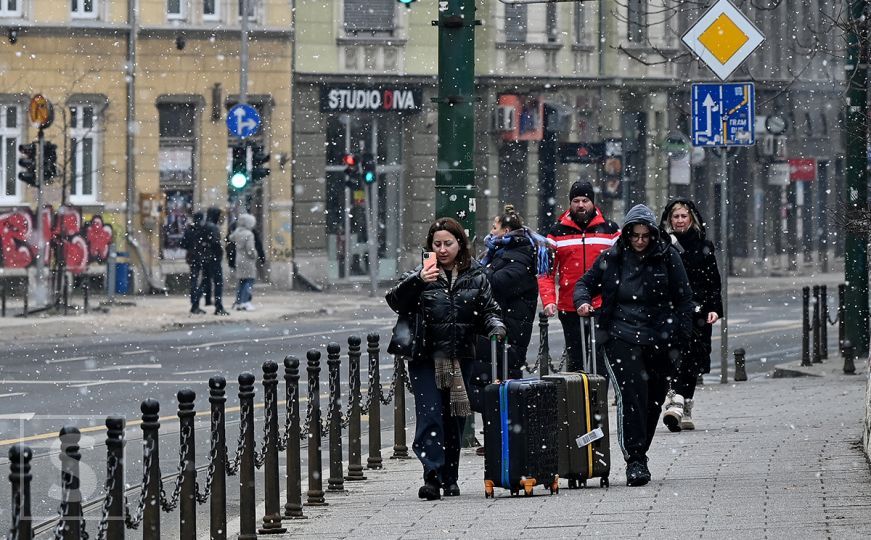 BH Meteo najavio promjenu vremena: Stižu hladna fronta i snijeg, uz olujne udare na planinama u BiH