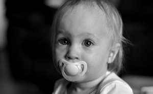 Upozorenje roditeljima: S tržišta BiH povučena cucla za bebe, sadrži opasnu supstancu