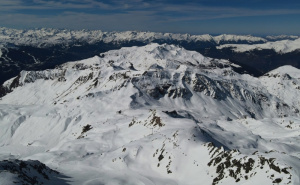 Ponor od šest metara: Djevojčica (10) iz Srbije propala kroz glečer u Austriji