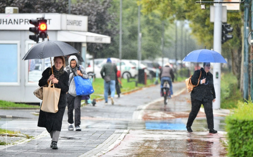 BH Meteo donosi prognozu koja se neće svidjeti mnogima: Pljuskovi, zahlađenje, a moguć je i snijeg