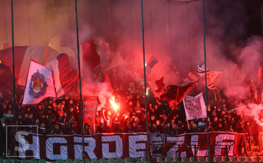 Horde Zla upriličile vatromet za 79. rođendan FK Sarajevo na utakmici protiv Sloge