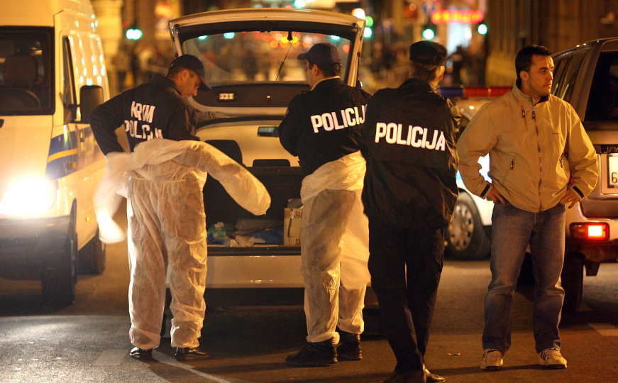 Horor u Hrvatskoj: Otac (58) polio sina (25) benzinom, pa ga zapalio. Spasila ga majka