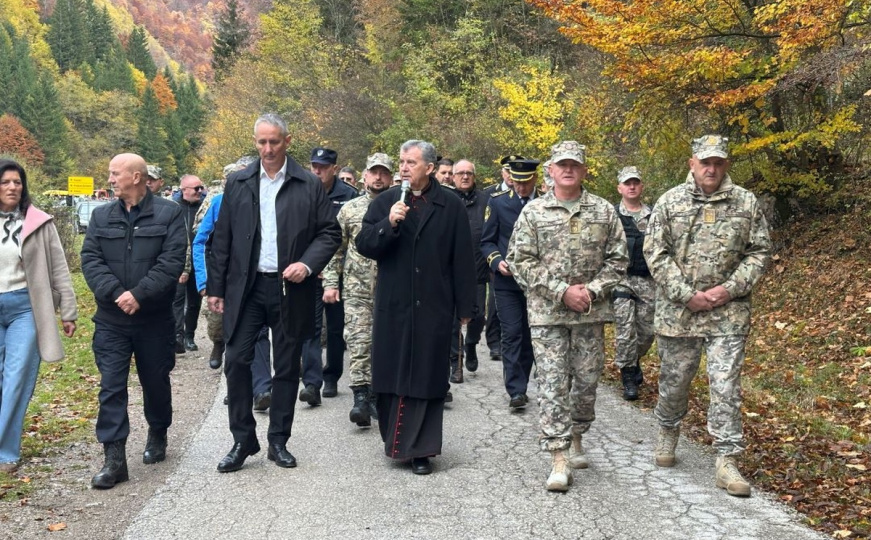 Održan tradicionalni pohod na Bobovac: Povodom godišnjice smrti bosanske kraljice Katarine Kosače