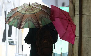 Čeka nas oblačno vrijeme i kiša: Na snazi i žuti meteoalarm u dijelovima BiH zbog padavina