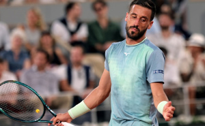 Džumhur savladao Kovačevića i plasirao se u glavnu fazu ATP Mastersa u Parizu