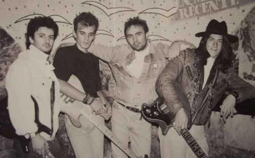 Ko se sjeća ove pjesme: "Mače moje čupavo, ko te noćas volio..."