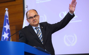 OHR se oglasio o navodnom odlasku Christiana Schmidta