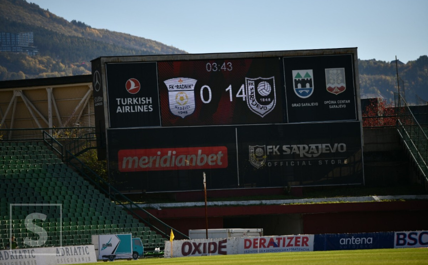 Komična scena na Koševu: Početak utakmice, a na semaforu rezultat – 0:14