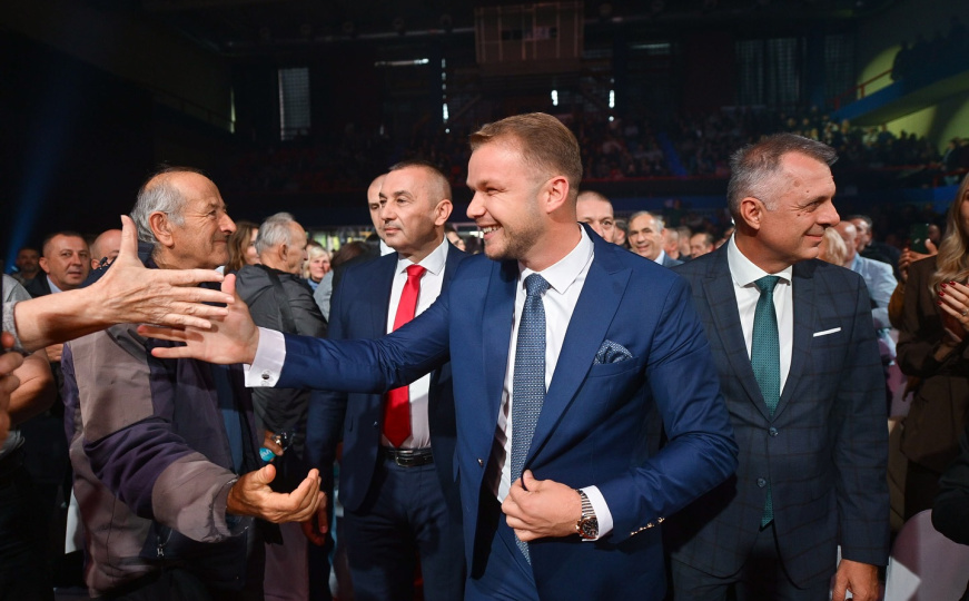 Pokret Stanivukovića i Radojičića bezuslovno podržao Blanušu za predsjednika RS