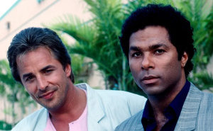 Dvije velike zvijezde u igri: Ko će glumiti Crocketta i Tubbsa u novoj verziji "Poroka Miamija"?