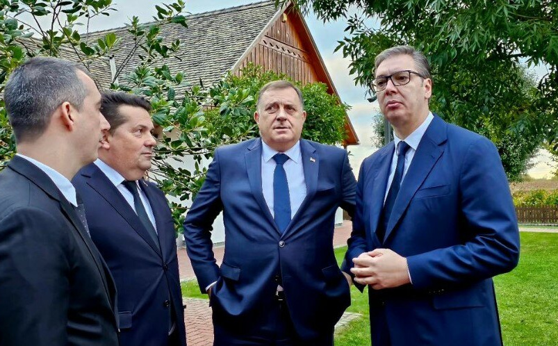 Dodik i Stevandić razjasnili navodne tenzije sa Srbijom: "Sve su to izmišljotine, Vučić je moj brat"