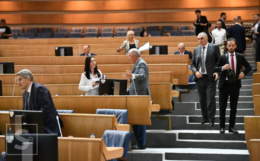 SNSD i HDZ traže izmjene budžeta: Bez novca za BHRT, kulturu i opremu za Oružane snage BiH