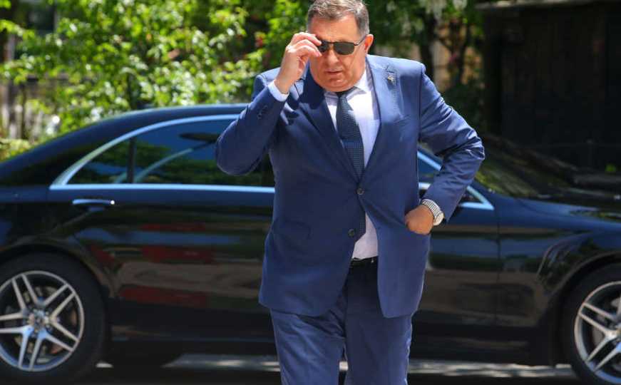 Odluka SAD-a o ukidanju sankcija Miloradu Dodiku izaziva podijeljene reakcije u Bosni i Hercegovini