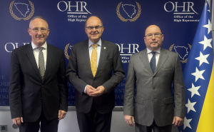 Oglasio se OHR: Zašto je Christian Schmidt iznenada došao u Banju Luku?