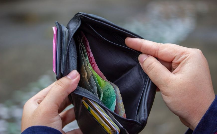 U kojim EU državama ljudi jedva spajaju kraj s krajem?