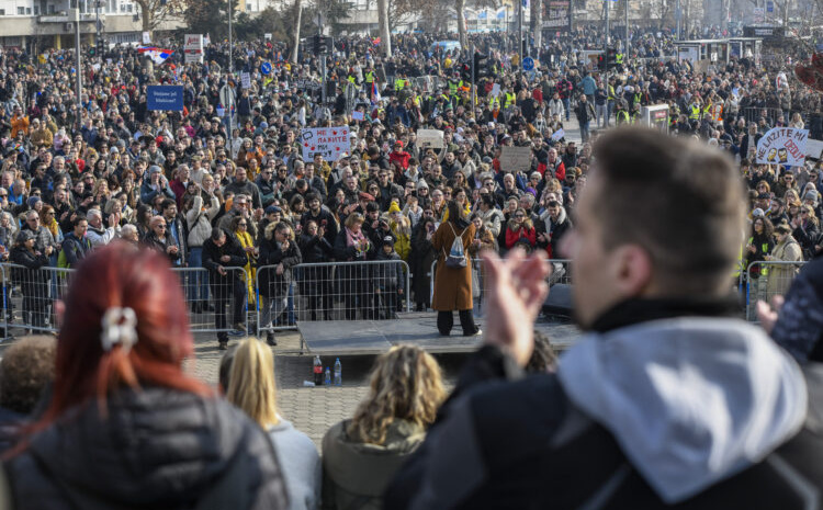 Vučićev režim pojačava pritisak: Zabrane i obustavljanje željezničkog saobraćaja pred proteste
