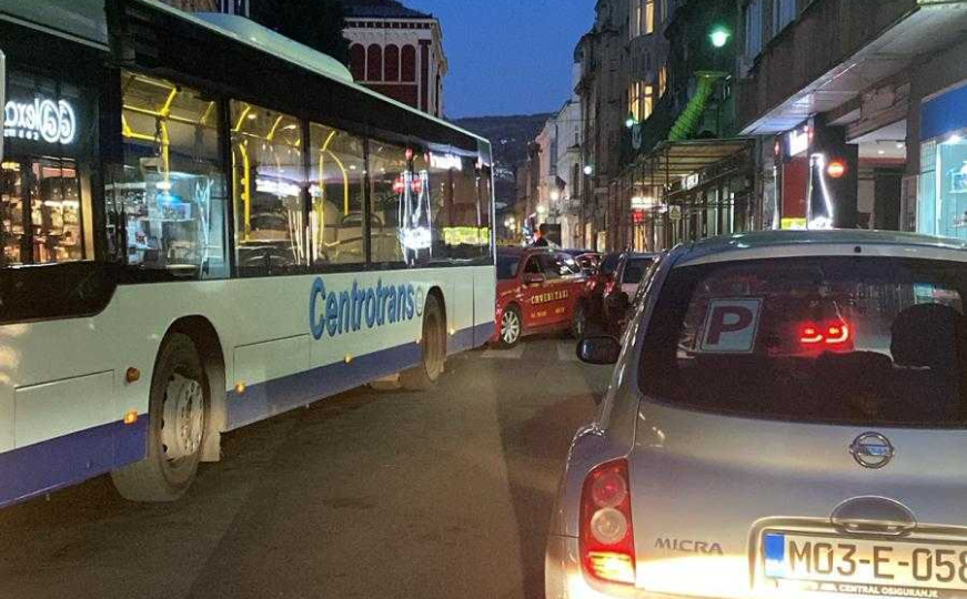 Saobraćajna nesreća u Sarajevu: Nastale velike gužve