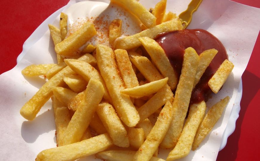 Idealan način pripreme pomfrita u fritezi: U ovome leži tajna savršenstva