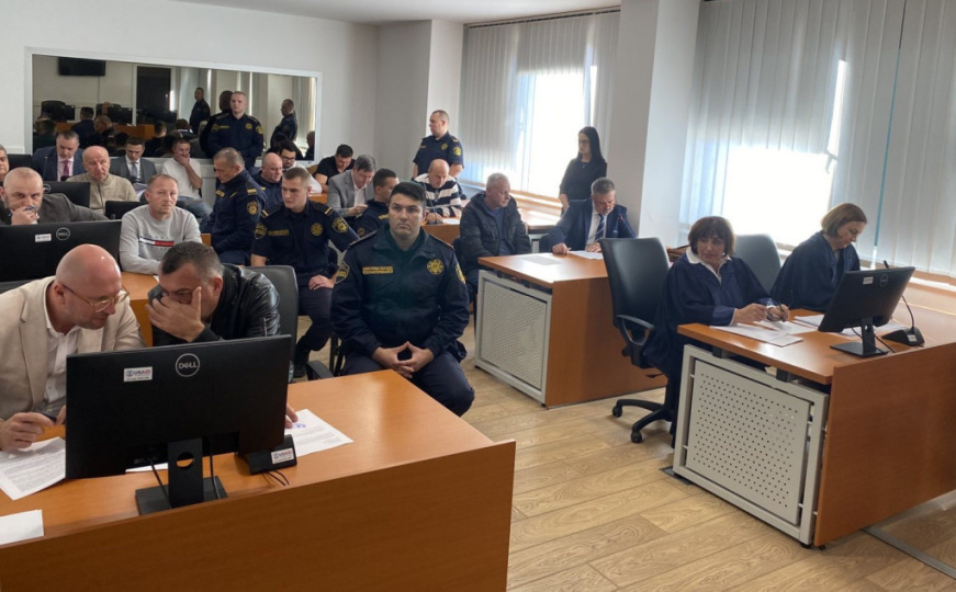 Suspendovani policajci koji su vrbovali i podvodili maloljetne djevojčice iz Tuzle