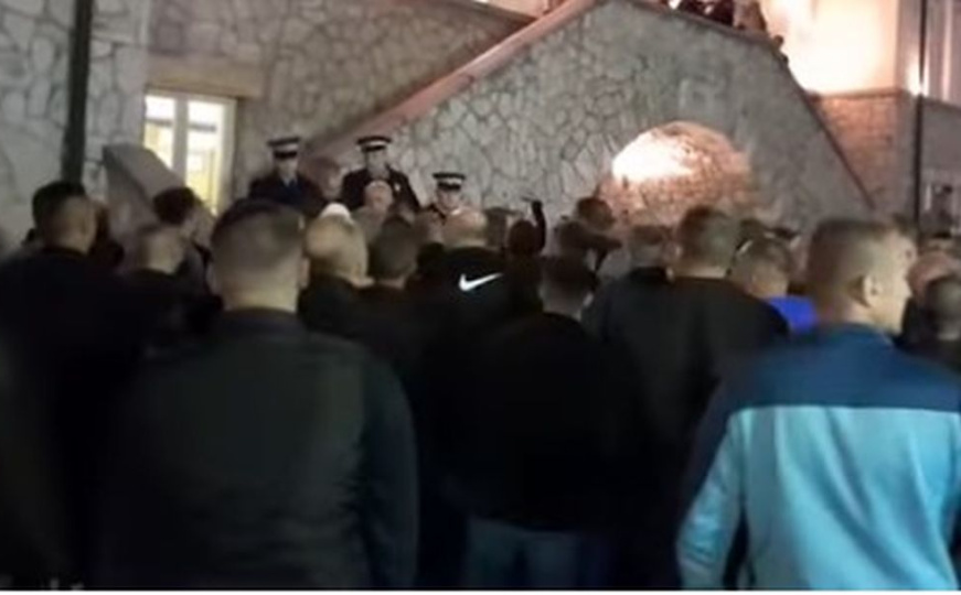 Rudari u Ugljeviku na nogama: "Ne damo naš ugalj Serdarovu!"