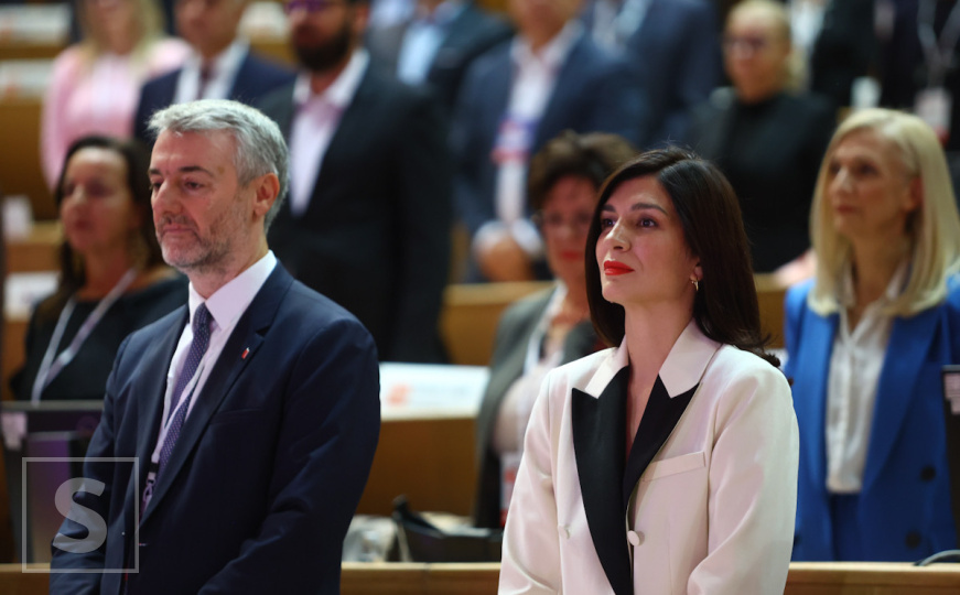 Naša stranka o užasu u Sarajevu: Tražimo preispitivanje odgovornosti policijskog komesara i Vlade KS