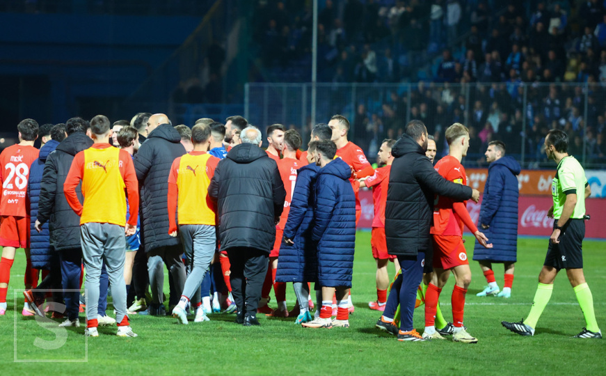 Incident poslije utakmice Velež - Željezničar: Došlo do međusobnog naguravanja igrača oba tima