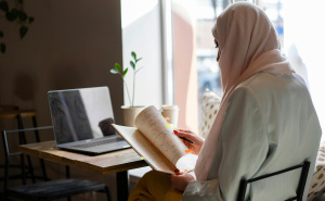 Vrhovni sud potvrdio: Kosovo i dalje zabranjuje hidžab u školama