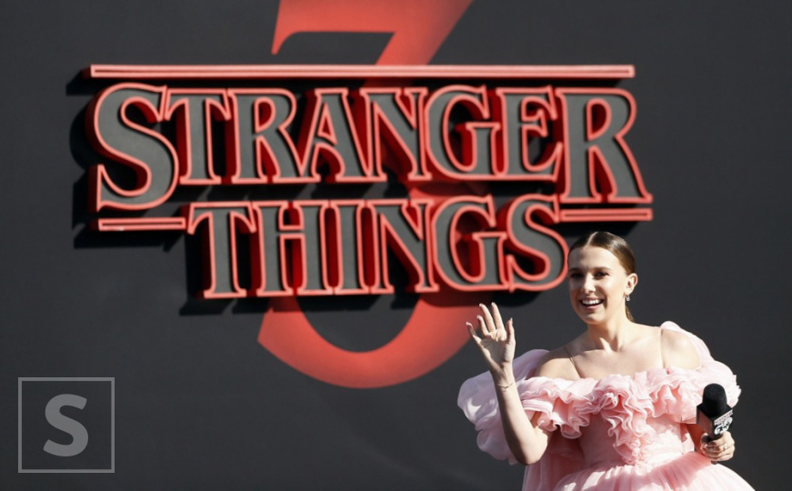 Millie Bobby Brown optužila Davida Harboura za zlostavljanje na setu serije "Stranger Things"
