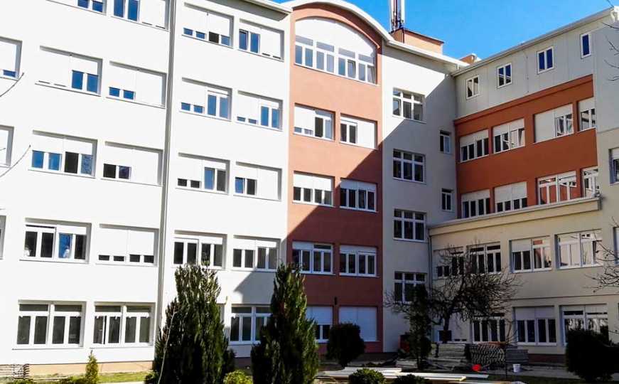 Direktor bolnice otkrio detalje o slučaju tifusa u Foči: "Zaražena studentica morala na operaciju"