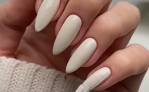 Nježna i topla boja za jesen: Ova manikura je apsolutni hit sezone, a krasi je jednostavnost