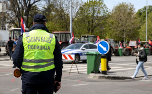 Novi detalji napada u Beogradu: Djevojka iz BiH jurila policajca sa nožem, spominjala "Ćacilend"