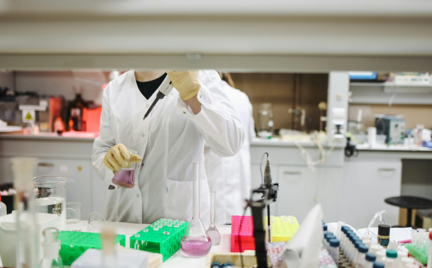 Zatvorena klinika za vantjelesnu oplodnju u Sarajevu, pacijenti strahuju za više od 400 embriona