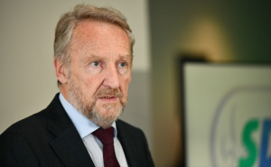 Izetbegović: "Dodik mora biti uklonjen iz političkog života, sa Čovićem ću popiti kafu"