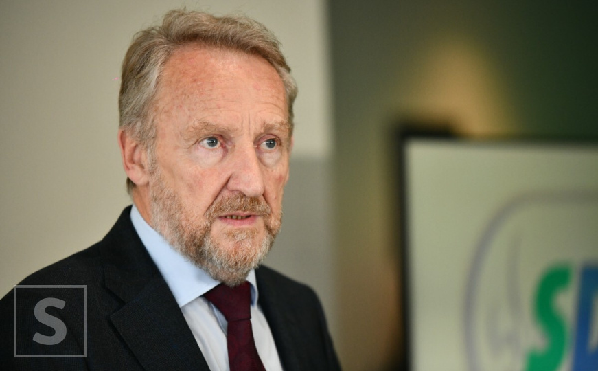 Izetbegović: "Dodik mora biti uklonjen iz političkog života, sa Čovićem ću popiti kafu"