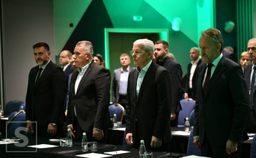 GO SDA: Trojka blokirala državu, Dodik ne smije biti na funkcijama, OHR mora ostati