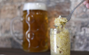 Zaboravite staru metodu: Domaćice sada kisele kupus na potpuno novi način