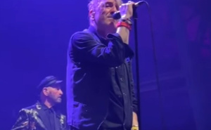 Novembar i kiše uz bezvremenski hit Tife: "I šta radiš ti, nije važno mi"