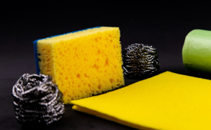 Ne bacajte stare spužve za suđe: Ove ideje će vam olakšati život i van kuhinje