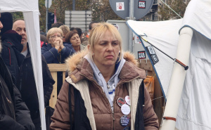 Dijana Hrka nastavila štrajk glađu ispred Skupštine Srbije, odgovorila Vučiću na poziv za razgovor